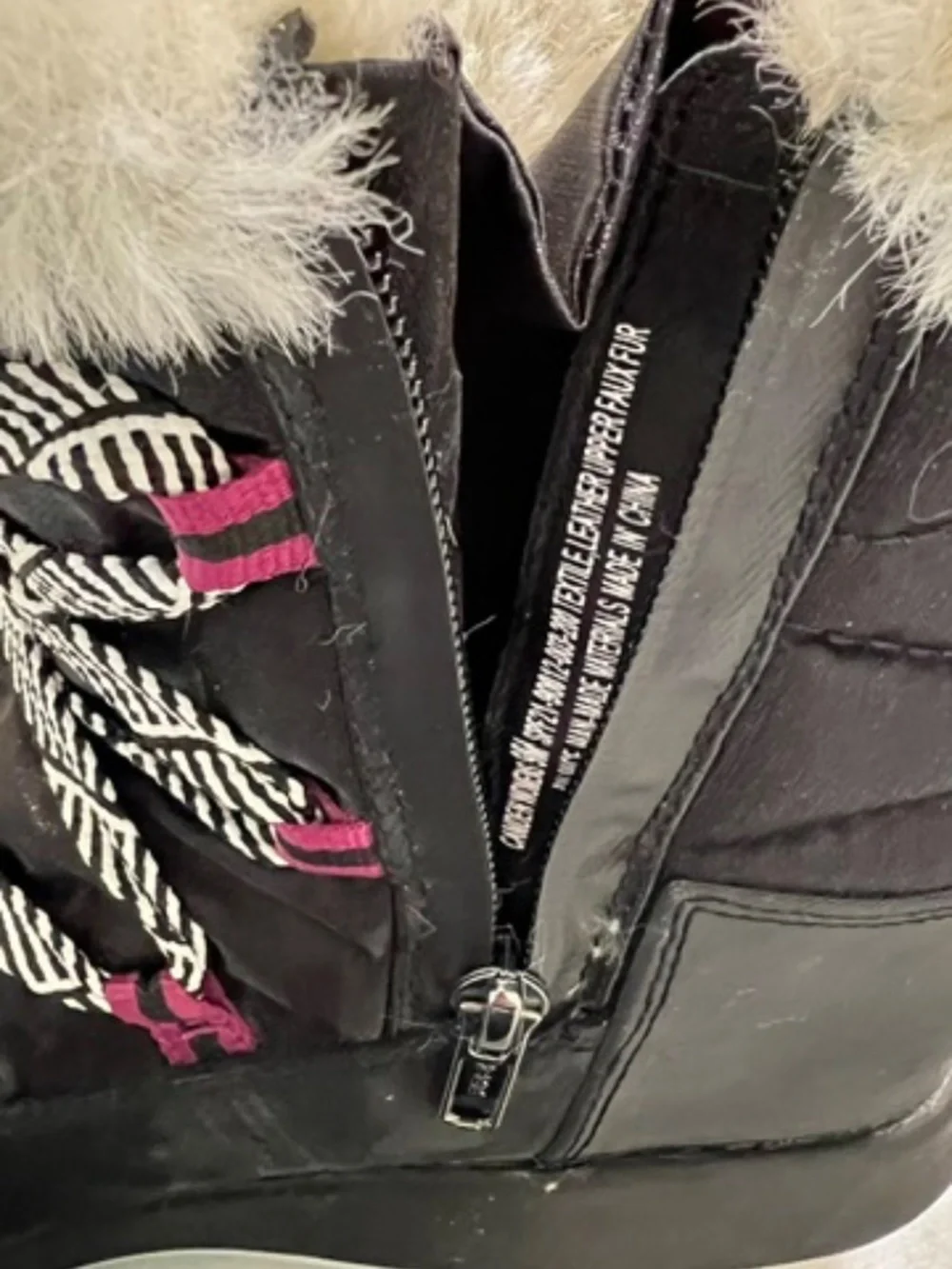 NWOT Spyder Camden Waterproof Women's Boots